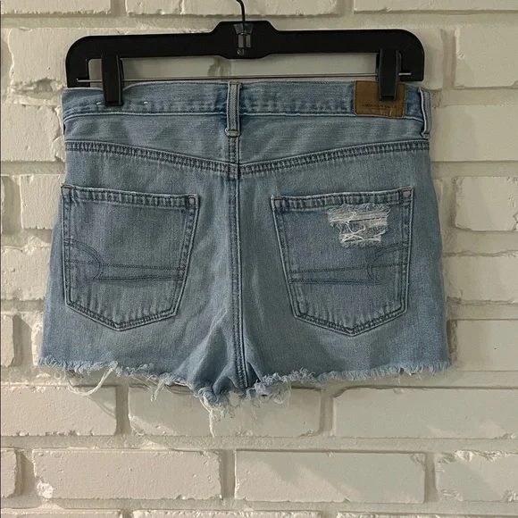 American Eagle Outfitters Light Wash Distressed Denim Cutoff Shorts - Picture 2 of 5